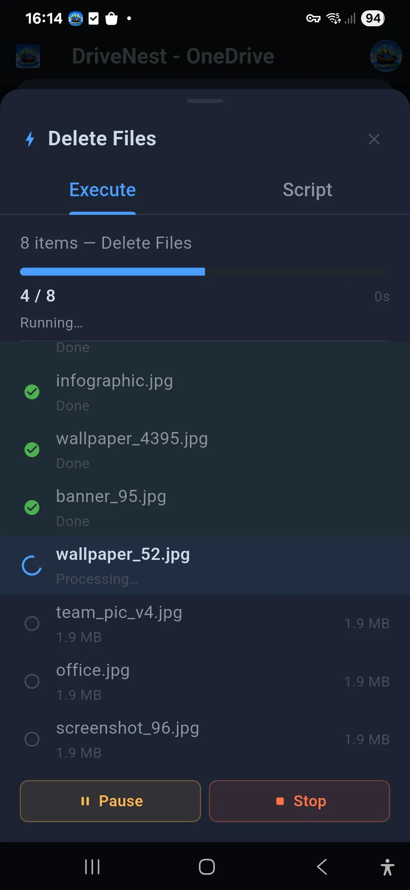 OneDrive in-app execution in progress with per-item status, a progress bar and Pause and Stop buttons